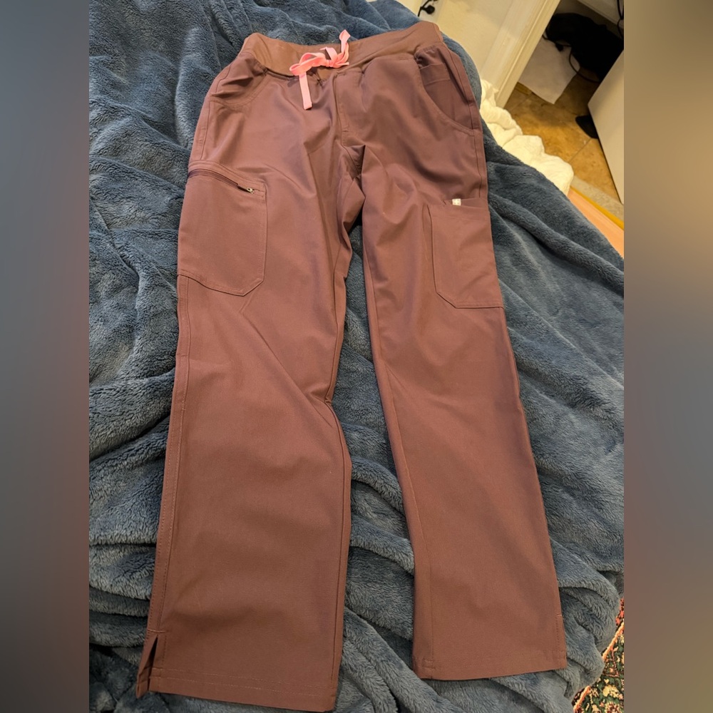 FIGS Straight leg scrub pants maroon/ eggplant color